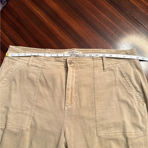 Liverpool Los Angeles Women’s Cropped Cargo Pants Plus 18W Casual Utility - Picture 4 of 13